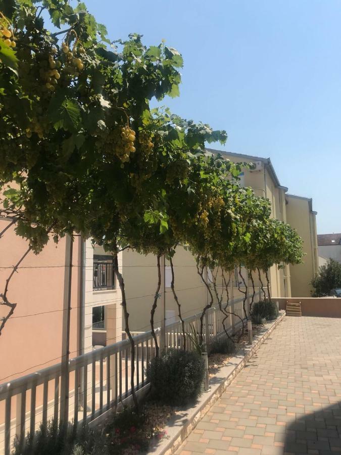 Apartments Villa Zica Trogir Exterior foto