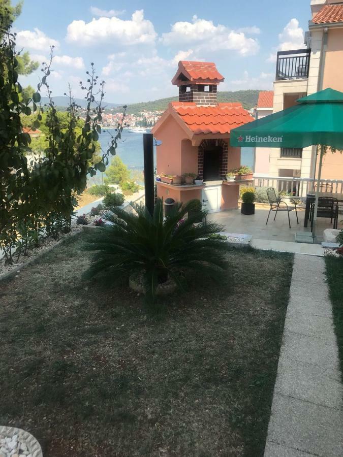 Apartments Villa Zica Trogir Exterior foto